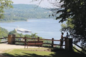Summer is Here! 3 Best of the River Contest - Vote for Castle La Crosse B&B!!